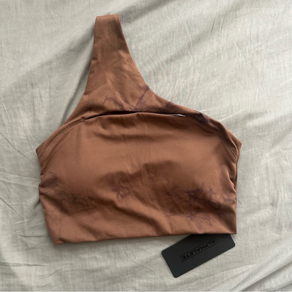 Alphalete Sports Bra